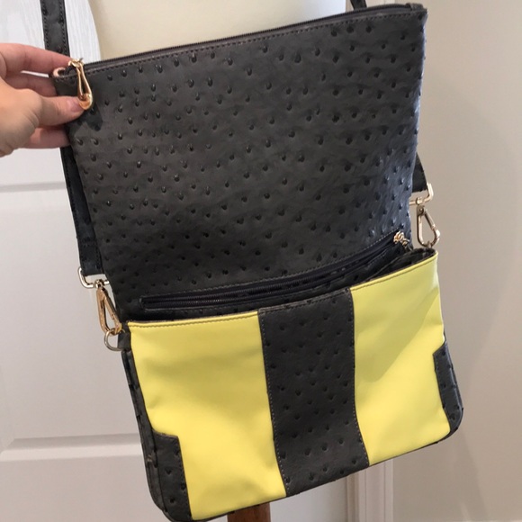 Funky crossbody/clutch Bag! - Picture 2 of 8